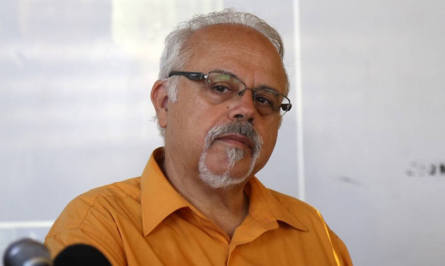 Τρεμόπουλος: Μετά από 2 μήνες στη ΜΕΘ και 22 ημέρες διασωληνωμένος μαθαίνω ξανά να περπατάω