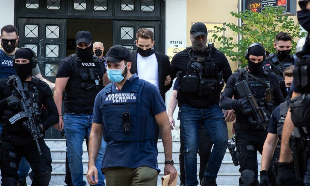 Έγκλημα στα Γλυκά Νερά: Πρώτο βράδυ στις φυλακές για τον συζυγοκτόνο - Με ποιους είναι στο κελί