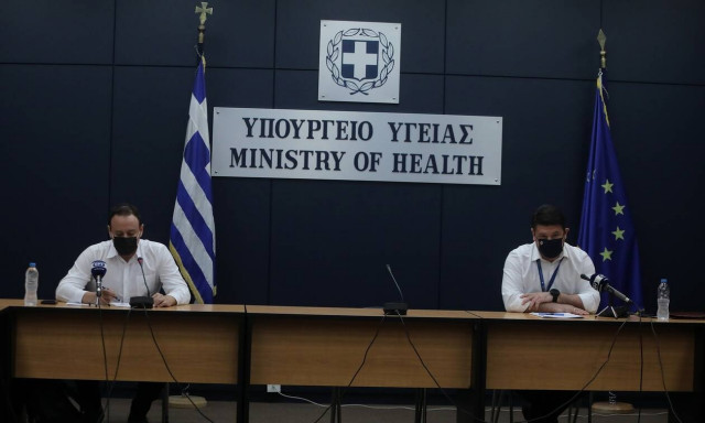 LIVE: Η ενημέρωση για την εξέλιξη της πανδημίας - Ανακοινώνεται το τέλος της χρήσης μάσκας