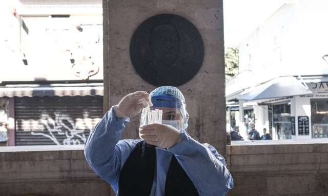 Μεταλλάξεις: Ολοκληρώθηκε η έκτακτη σύσκεψη - Ανεμβολίαστοι οι 15 θετικοί στη «Δέλτα» στην Κρήτη