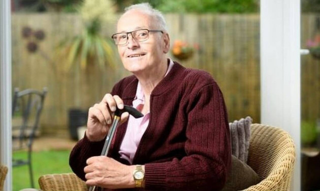 Ρεκόρ... κoρονοϊού: Ο άνθρωπος που νόσησε επί 10 μήνες, έκανε 42 θετικά τεστ και νοσηλεύθηκε 7 φορές