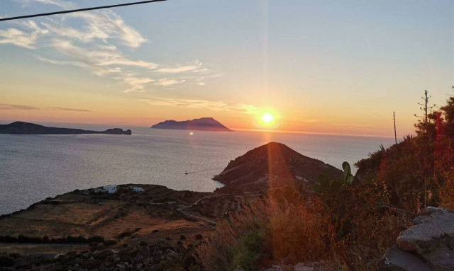 Η άλλη… Μήλος - Οδοιπορικό του Newsbomb.gr στο νησί των Κυκλάδων