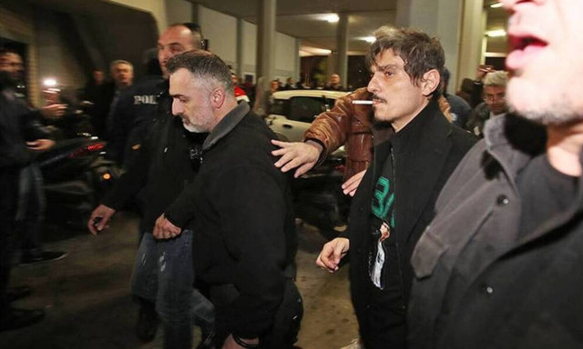 Άγαμοι θύται