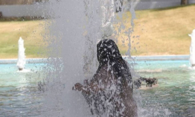 Καιρός: Θα «ψηθεί» η Αθήνα - Πού θα χτυπήσει «κόκκινο» το θερμόμετρο σήμερα