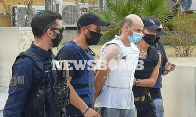 Πετράλωνα: Προφυλακίστηκε ο Βούλγαρος για τον βιασμό της 50χρονης - Χτύπησε το κεφάλι του σε τοίχο