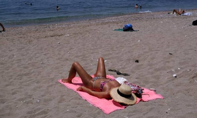 Meteo: Heatwave expected to peak on Saturday, with 43C max