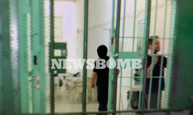 Γλυκά Νερά: Τα τηλεφωνήματα του Μπάμπη Αναγνωστόπουλου - Το βίντεο και οι φωτογραφίες από τη φυλακή