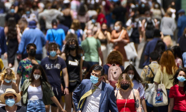 Μαγιόρκα: Οι αρχές της ερευνούν νέο ξέσπασμα του κορονοϊού μετά τις διακοπές φοιτητών στο νησί