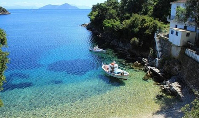 Island hopping 2021: Πού να πάτε και πώς να οργανώσετε το ταξίδι σας