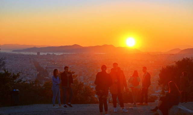 Κρούσματα σήμερα: Στην Αττική οι 187 μολύνσεις, νέα μείωση στη Θεσσαλονίκη - Η γεωγραφική κατανομή