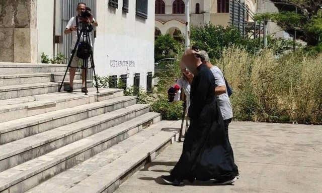 Αγρίνιο: 19χρονη εντοπίστηκε στη ντουλάπα του ιερέα που κατηγορείται για βιασμούς