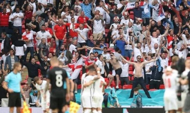 Η ιστορία πίσω από το «Football’s Coming Home» και οι θλιμμένοι στίχοι (vids)