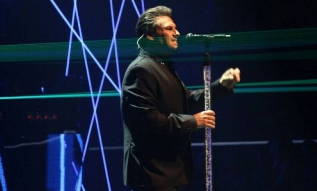 Αντιδράσεις για την ανακοίνωση του Κιάμου για COVID Free μπουζούκια: «Συμβάλλετε στον διχασμό» (vid)