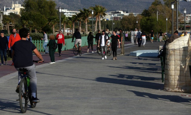 Βατόπουλος: Πιο μεταδοτικές και λιγότερο παθογόνες οι μεταλλάξεις - Μπορεί να εξασθενήσει ο ιός