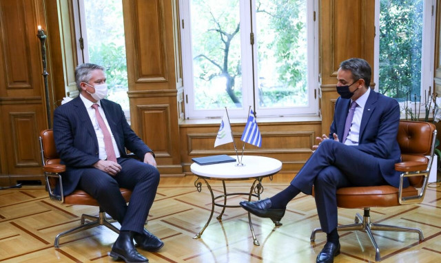 Μητσοτάκης σε Κόρμαν: Η πρόοδος να μην αφορά μόνο τους εταιρικούς κολοσσούς αλλά και τους λαούς