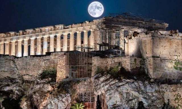 Αφιέρωμα της Suddeutsche Zeitung στην Αθήνα