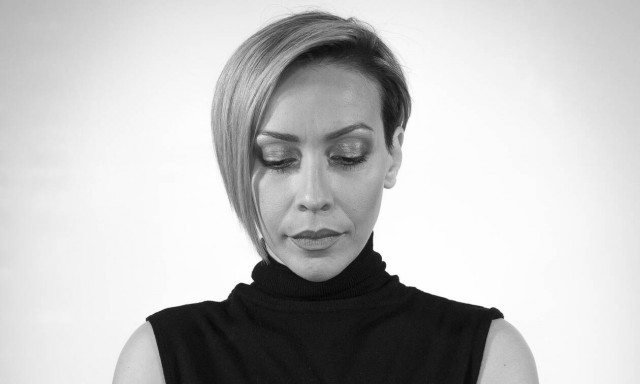 Ανδριανή Αγγελιδάκη: Η δημοσιογράφος που «κατακτά» τα κινηματογραφικά φεστιβάλ μιλά στο Newsbomb.gr