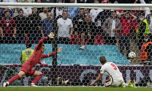 Euro 2020: Τραγωδία στην Αγγλία – Φίλαθλος πέθανε τη στιγμή που σκόραρε ο Κέιν