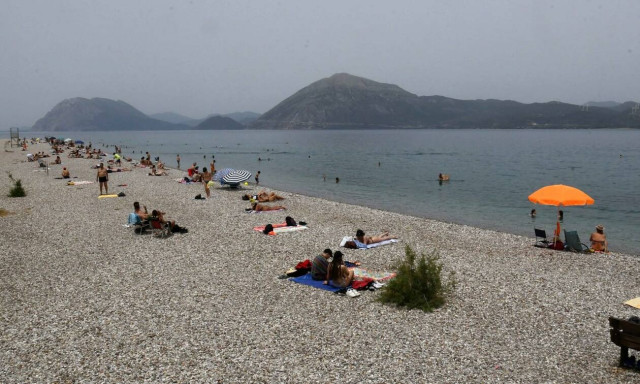 Καιρός: Αποπνικτικά! Πού θα δείξει 40άρια ο υδράργυρος - Σε ποιες περιοχές θα βρέξει (ΧΑΡΤΕΣ)