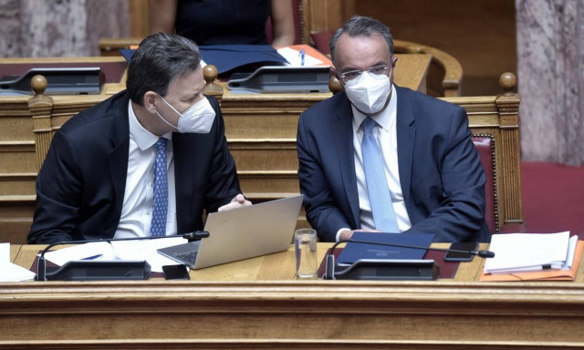 Βουλή: Ψηφίσθηκε το Μεσοπρόθεσμο Πλαίσιο Δημοσιονομικής Στρατηγικής 2022-2025