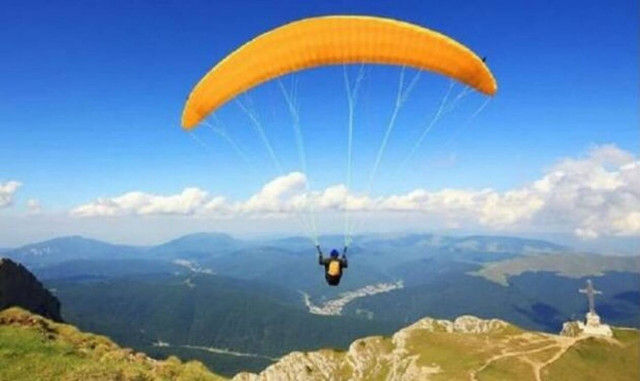 Συναγερμός στον Παρνασσό για αγνοούμενο αεροπτεριστή - Σε εξέλιξη έρευνες