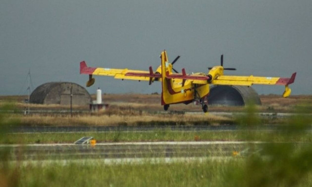 Φωτιά Κύπρος: Έφτασαν τα δύο Canadair CL-415 από την Ελλάδα