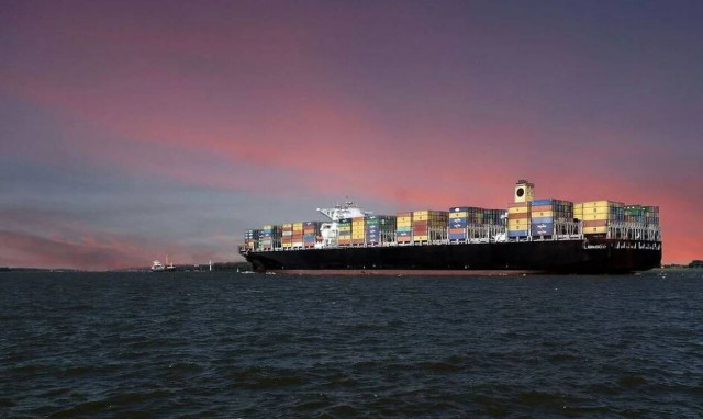 Ισραηλινό φορτηγό πλοίο δέχθηκε επίθεση στον Ινδικό Ωκεανό από άγνωστο όπλο