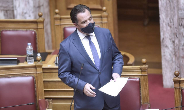 Γεωργιάδης: Όσοι δεν έχουν εμβολιαστεί, αν χρειαστεί, θα τους περιορίσουμε