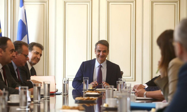 Δύο χρόνια διακυβέρνησης ΝΔ: Οι εξαγγελίες, η πανδημία, οι μεταρρυθμίσεις και οι γκρίζες ζώνες