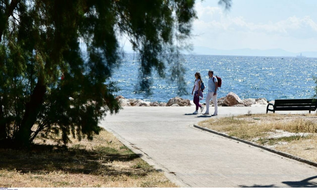 Νέα τοπικά lockdown προ των πυλών; «Όλα ανοιχτά» από Πέτσα