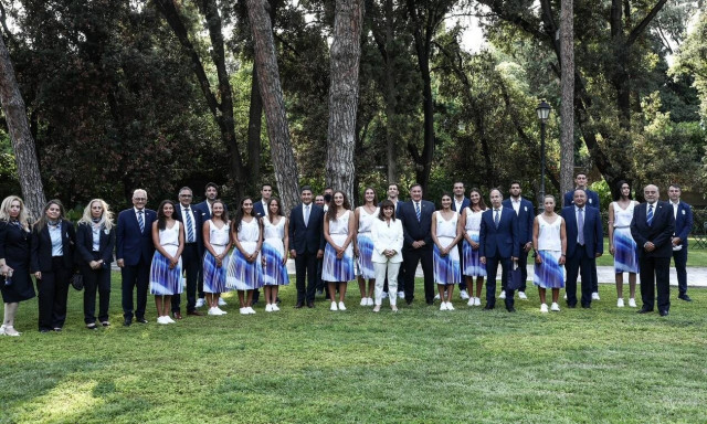 Κατερίνα Σακελλαροπούλου: Στην Πρόεδρο της Δημοκρατίας η Ολυμπιακή ομάδα (photos)