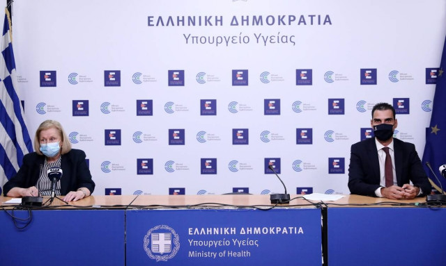 Live η ενημέρωση του υπουργείου Υγείας για τους εμβολιασμούς