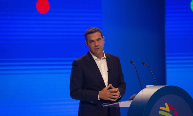 Ο Τσίπρας το παίρνει πάνω του – Περιοδείες «αγκαλιά» με το Πρόγραμμα