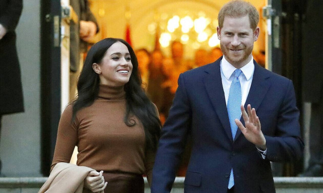 Mέγκαν-Χάρι: Πόσο πλούσιο είναι το «έκπτωτο» πριγκιπικό ζεύγος που έφερε τα πάνω-κάτω στο Μπάκιγχαμ;