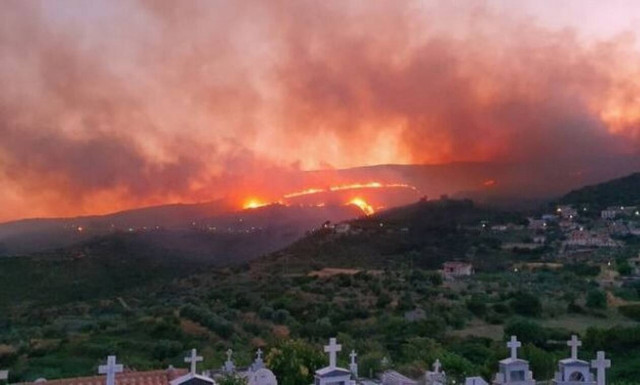 Φωτιά στην Κεφαλονιά: Κάηκαν περίπου 6.000 στρέμματα - Υπόνοιες για εμπρησμό αφήνει πρώην Νομάρχης