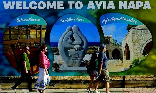 Αλματώδης αύξηση των κρουσμάτων στην Κύπρο - 952 ανακοινώθηκαν την Τετάρτη