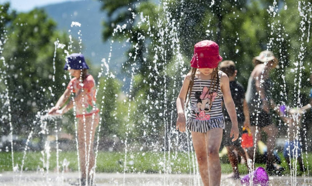 Καύσωνας: Ο θερμότερος Ιούνιος στην ιστορία- Καμπανάκι από τους επιστήμονες