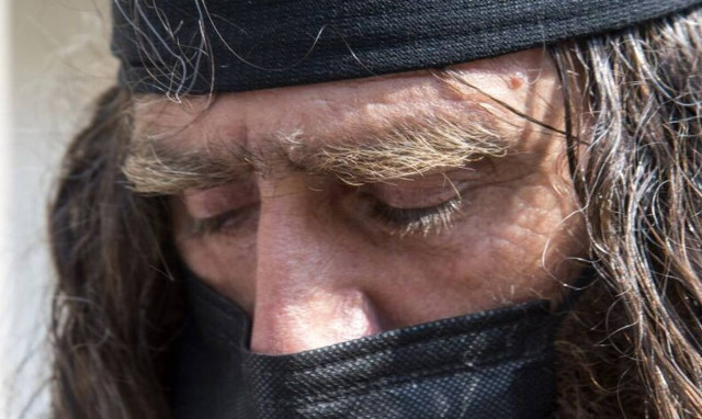 Δίκη Γιακουμάκη: «Το ένοχοι μας καλύπτει», δήλωσε ο πατέρας του Βαγγέλη – Συγκίνηση στο Ρέθυμνο