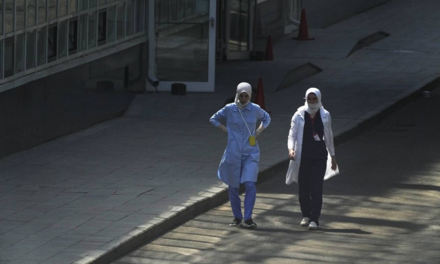 Ρωσία: Έκανε «χρυσές δουλειές» πουλώντας πλαστά πιστοποιητικά εμβολιασμού