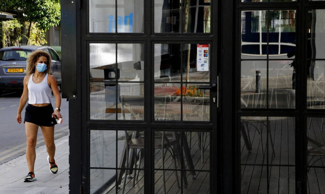 Κύπρος: Ανεμβολίαστοι οι 9 στους 10 που βρίσκονται θετικοί στον κορονοϊό