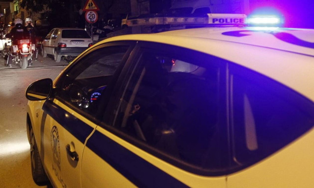 Λαγονήσι: Γυναίκα βρέθηκε νεκρή δίπλα σε κάδους σκουπιδιών (pic)