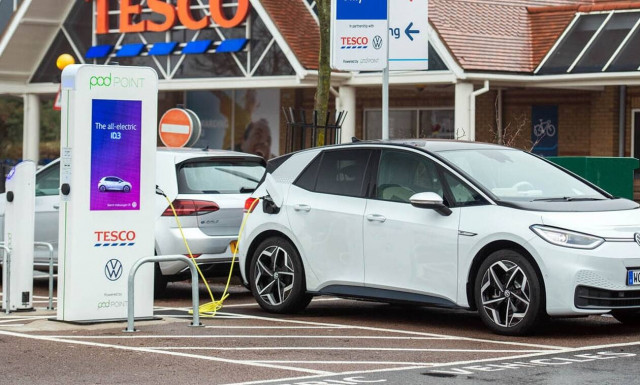 Έρευνα: Τα ηλεκτρικά αυτοκίνητα είναι προνόμιο των πλούσιων χωρών