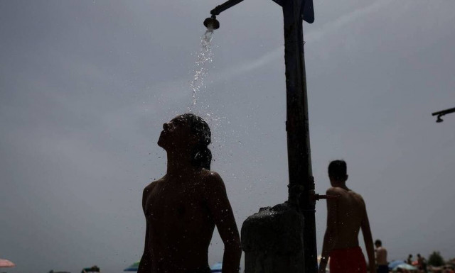 Καιρός: Πού θα κυμανθούν οι μέγιστες θερμοκρασίες το Σάββατο (10/7) - Έρχονται βροχές και καταιγίδες