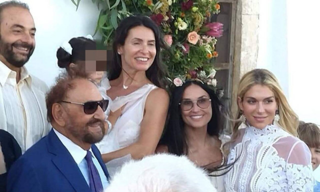 Η Ντέμι Μουρ έγινε νονά στην Κρήτη