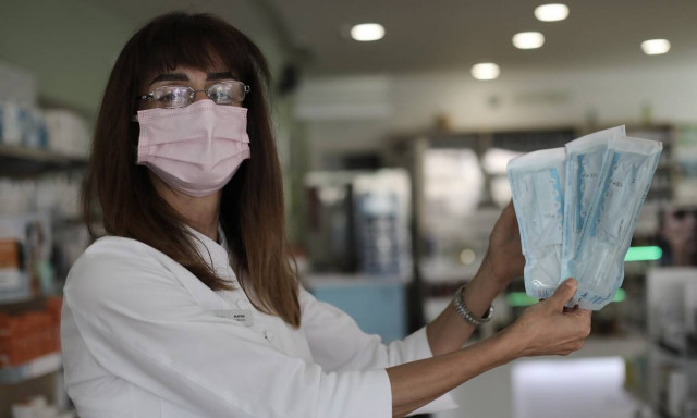 Self test: Διατίθενται έως τις 17 Ιουλίου από τα φαρμακεία - Επεκτείνεται και στους 12-17 ετών