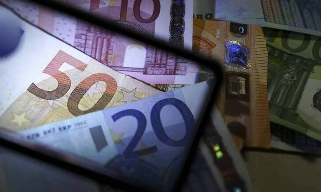 Επιδότηση 4 εκατ. ευρώ σε επιπλέον 1.333 επιχειρήσεις για αναστολή λειτουργίας τα Χριστούγεννα