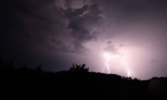 Ινδία: Ανείπωτη τραγωδία - 16 νεκροί από κεραυνό ενώ έβγαζαν selfies