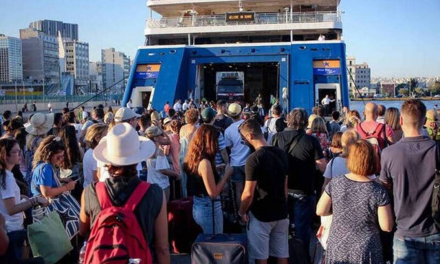 Σαρηγιάννης: Τα ενεργά κρούσματα θα αγγίζουν τις 36.000 - 2,5-3 φορές μεγαλύτερη η διασπορά