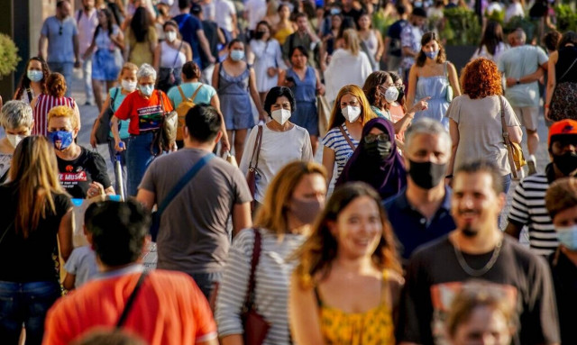 Κορονοϊός: Θα μετατραπεί η πανδημία COVID-19 σε νόσημα για νέους;