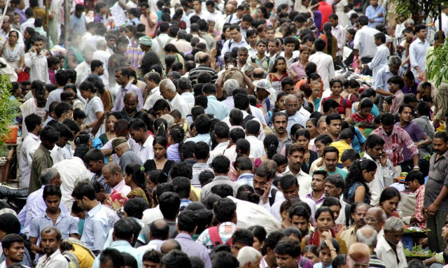 Παγκόσμιος Πληθυσμός: Προκλήσεις και δεδομένα εν μέσω πανδημίας - Δείτε το Infographic του Newsbomb